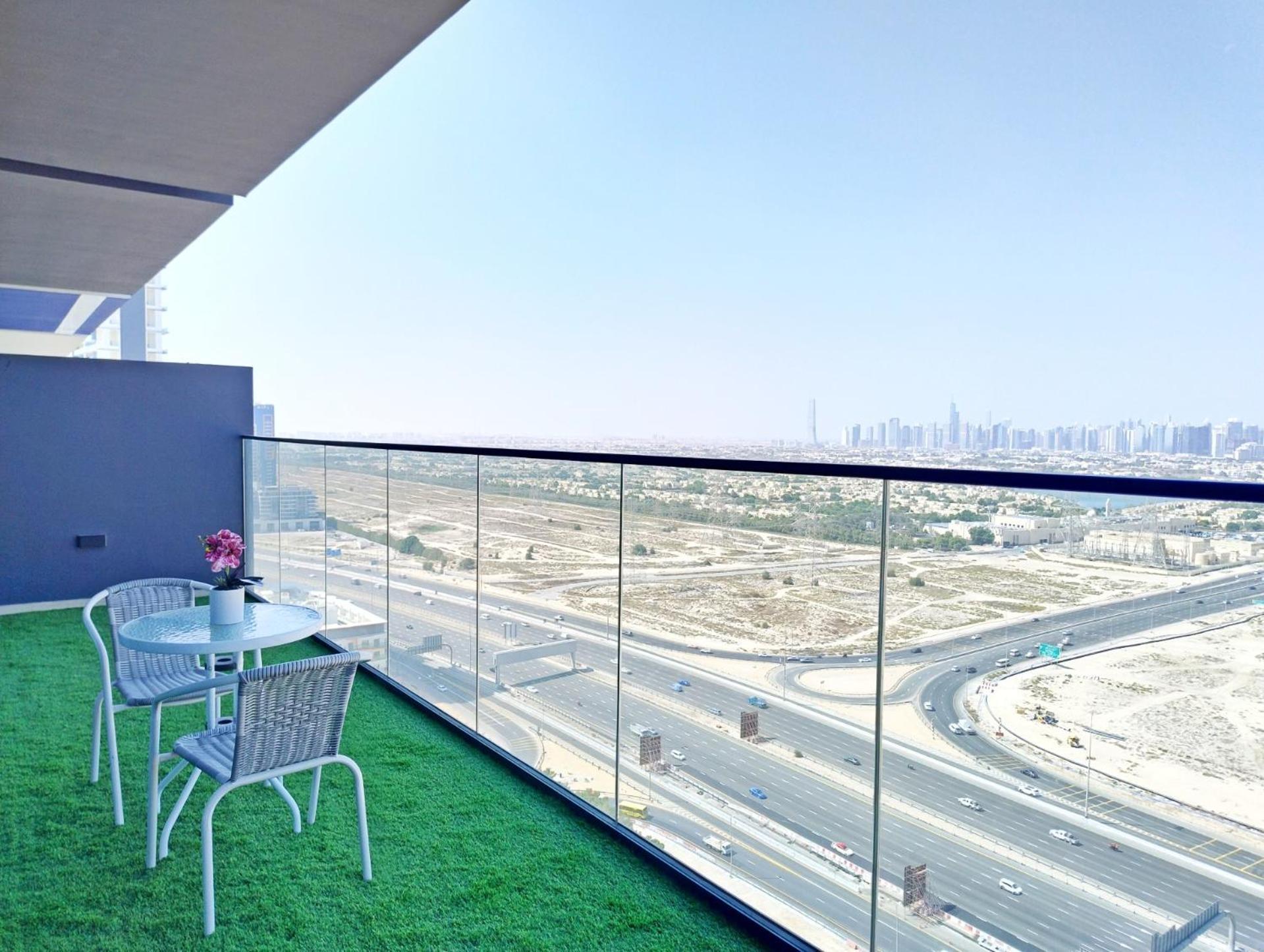 Apartment Rbe Vacation Homes-enjoy Marina View- Binghatti Corner Dubai
